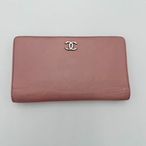 CHANEL Blush Pink Leather Wallet